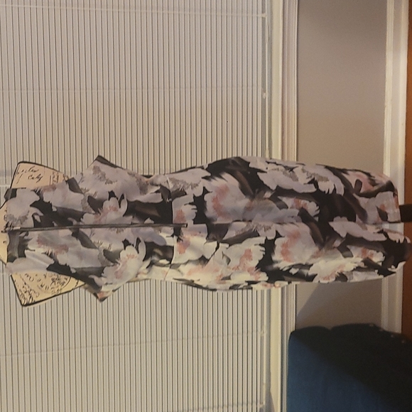 bar iii XL Black/Pink/White Gray Zippered back dress - Picture 7 of 9